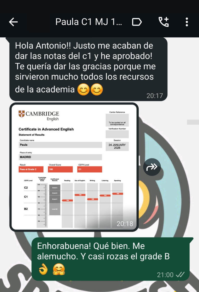 Captura de WhatsApp con certificado Cambridge de un alumno aprobado