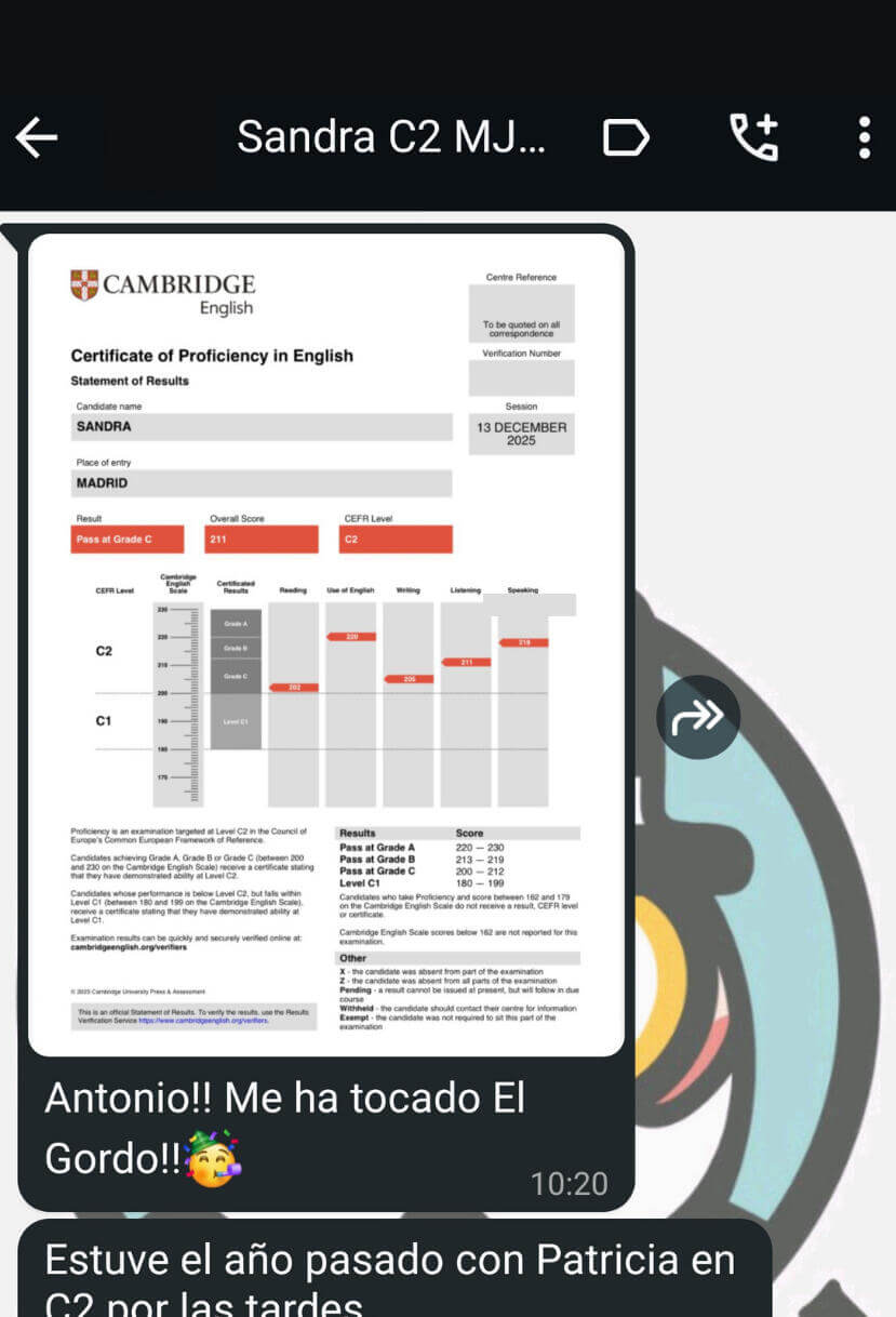 Captura de WhatsApp con certificado Cambridge de un alumno aprobado