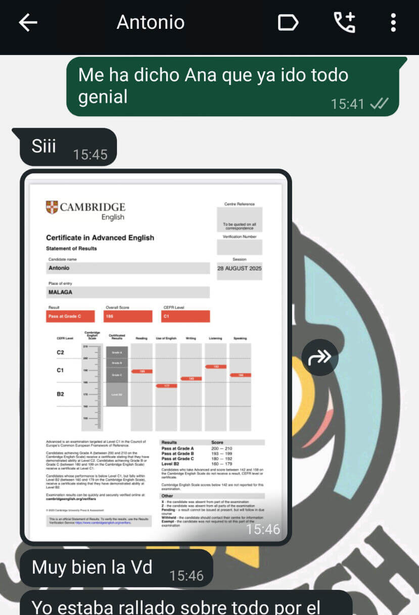 Captura de WhatsApp con certificado Cambridge de un alumno aprobado
